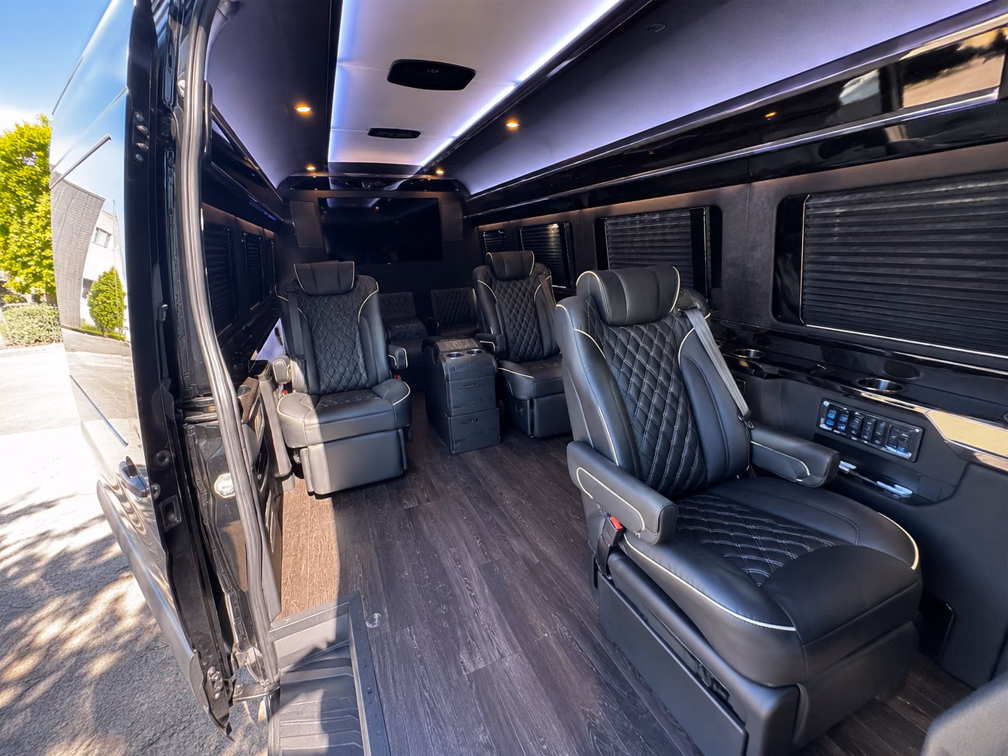 chattanooga church and religious group bus rentals